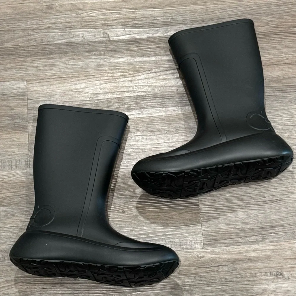 Salvatore Ferragamo Gancini Logo Rubber Rainboots